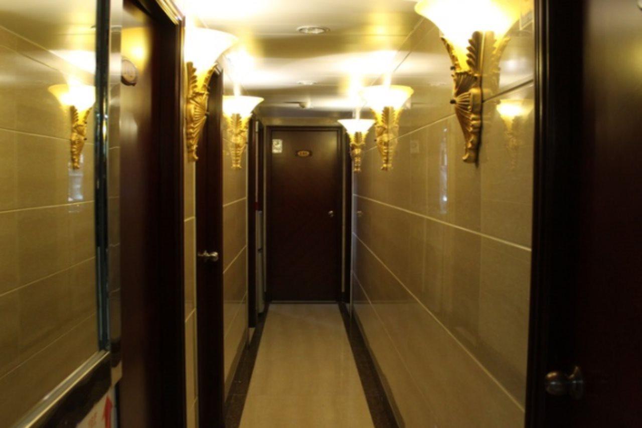 Las Vegas Guest House Хонконг Екстериор снимка