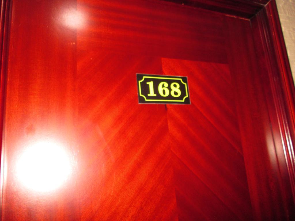 Las Vegas Guest House Хонконг Екстериор снимка