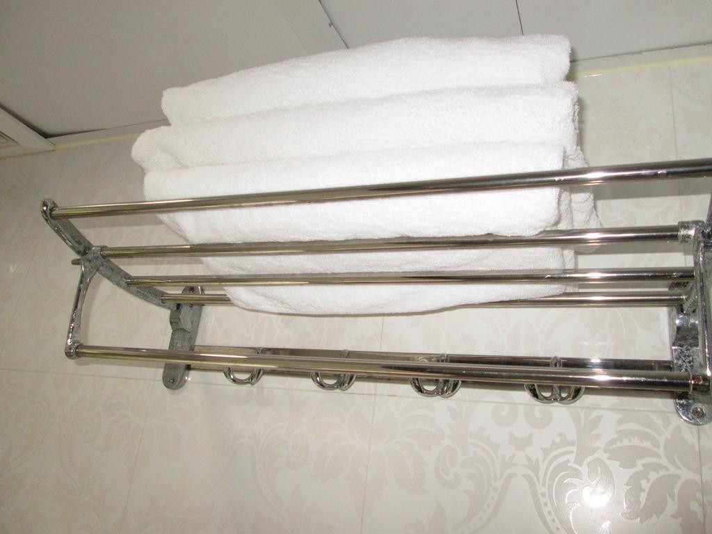 Las Vegas Guest House Хонконг Екстериор снимка