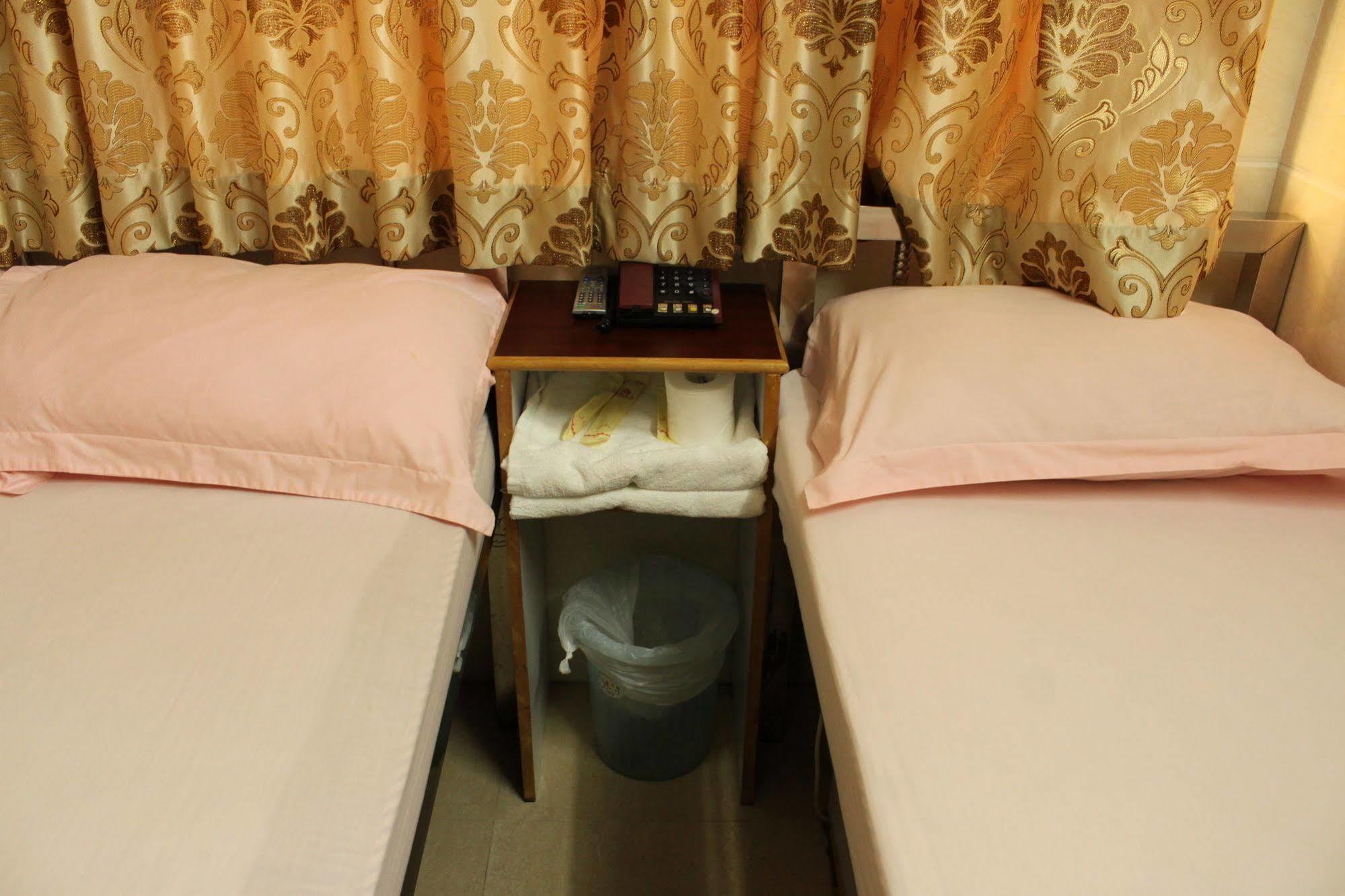 Las Vegas Guest House Хонконг Екстериор снимка