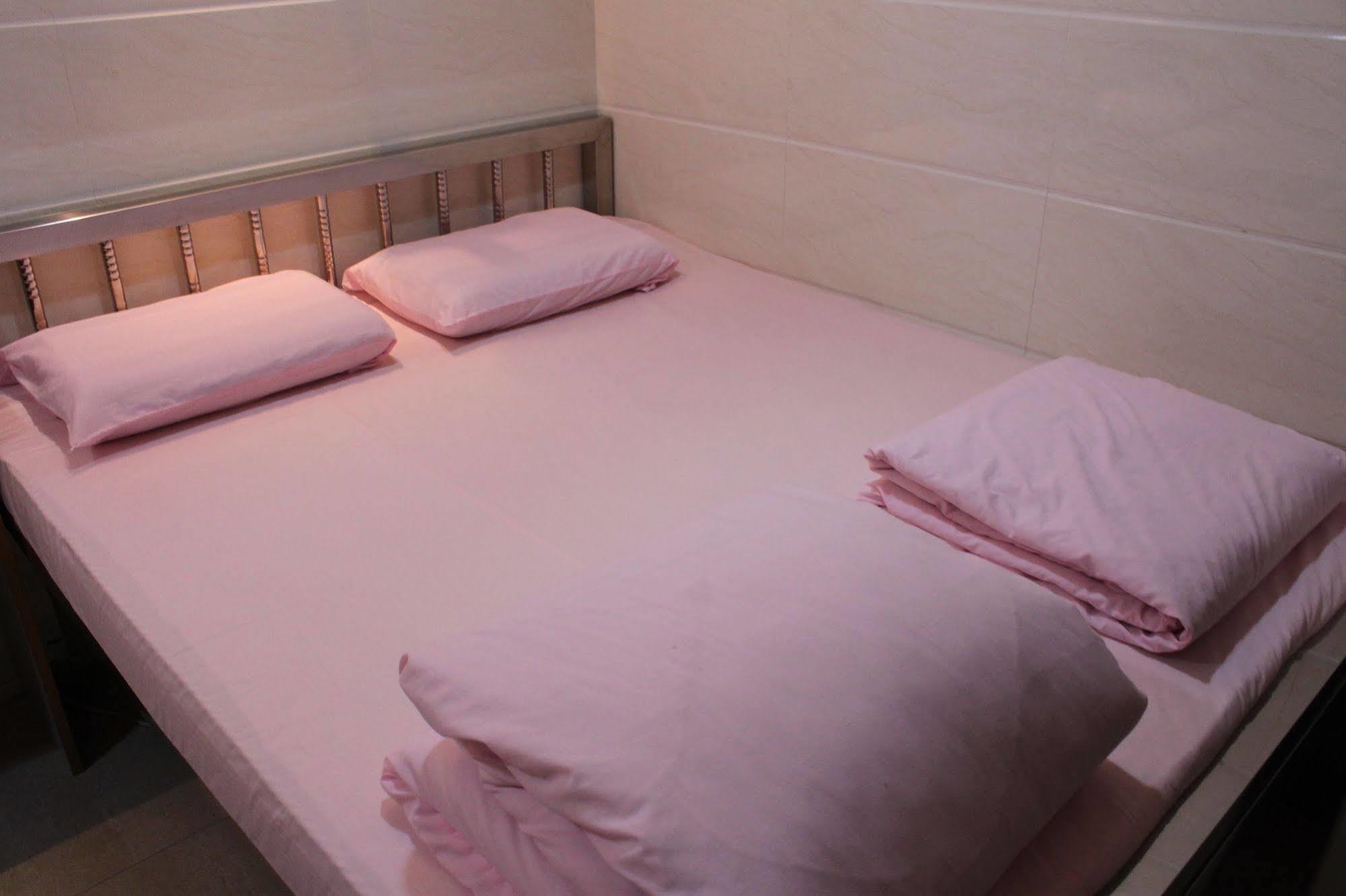 Las Vegas Guest House Хонконг Екстериор снимка