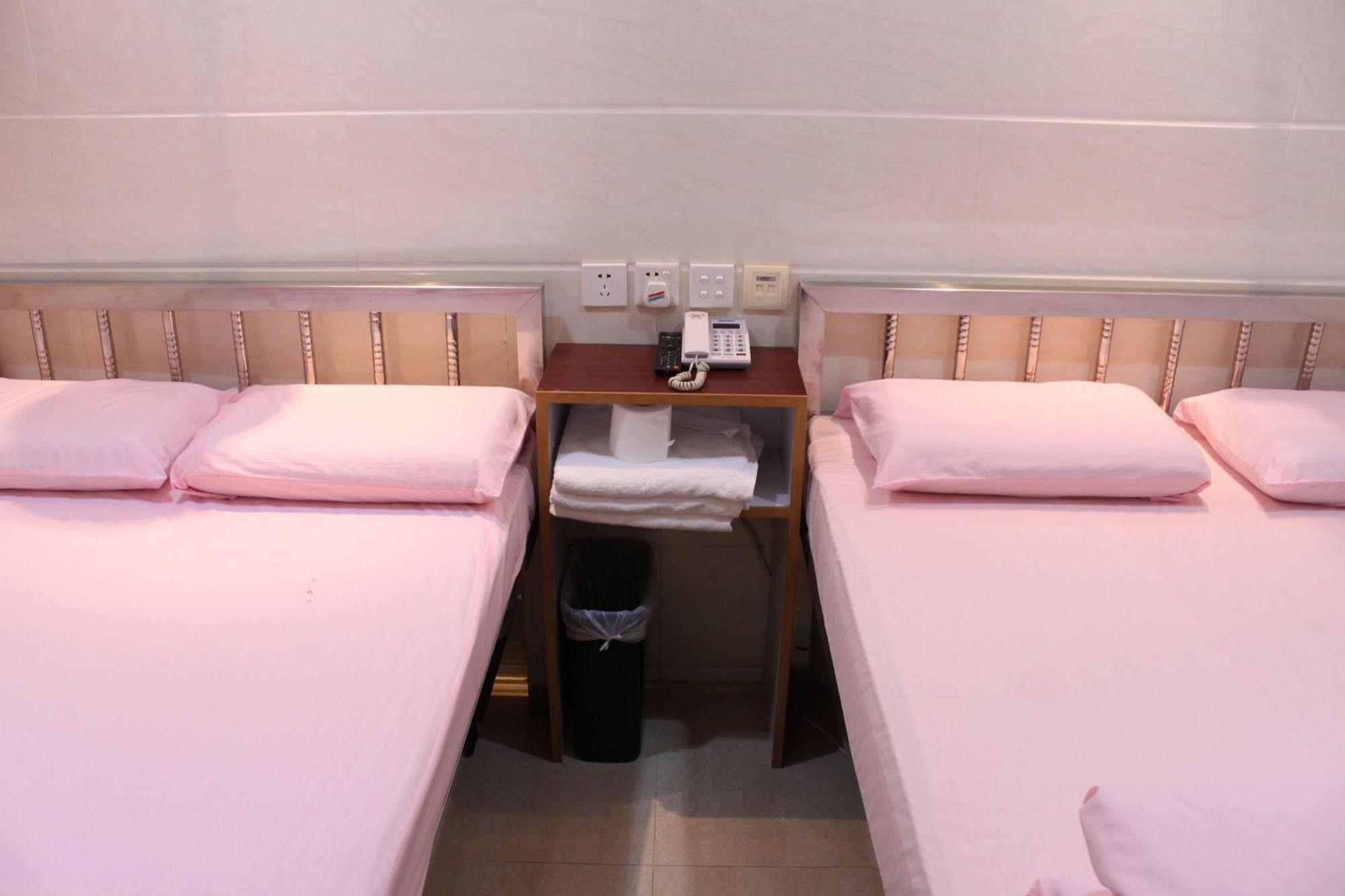Las Vegas Guest House Хонконг Екстериор снимка