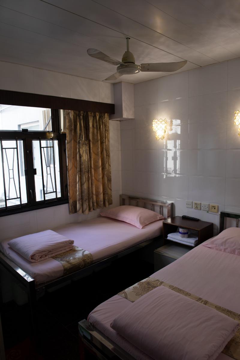 Las Vegas Guest House Хонконг Екстериор снимка